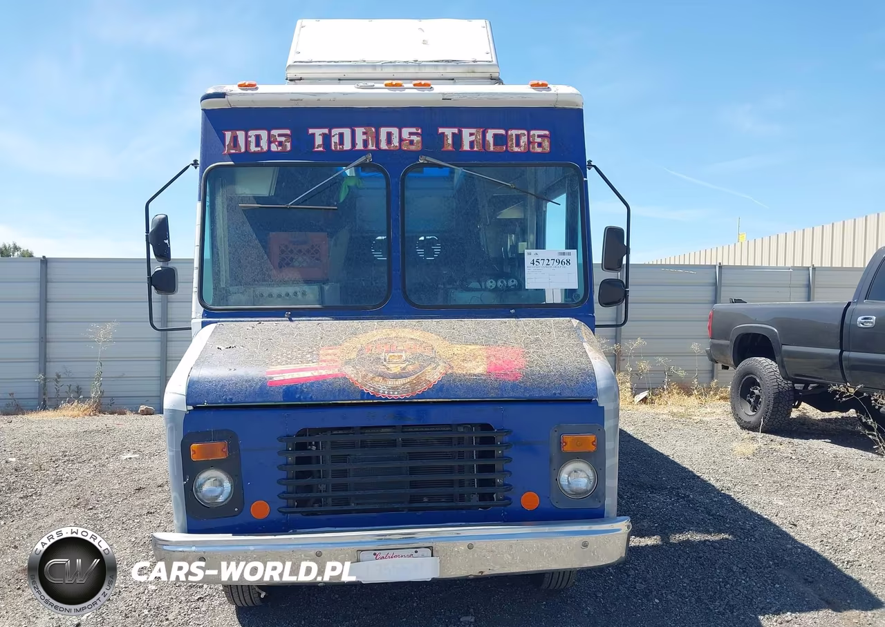 1985 Chevrolet P30 VIN:1GBHP32M5F3310009 - 12
