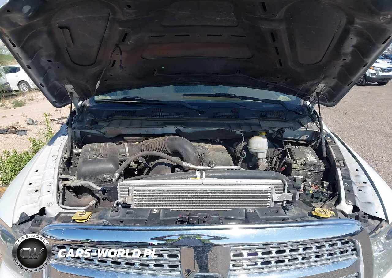 2013 Ram 1500 Laramie VIN:1C6RR7NT3DS623865 - 10