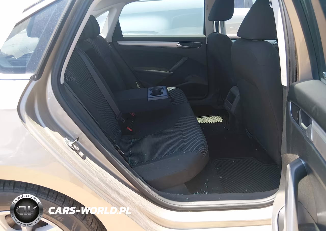 2016 Volkswagen Passat 1.8T S VIN:1VWAT7A37GC039526 - 8