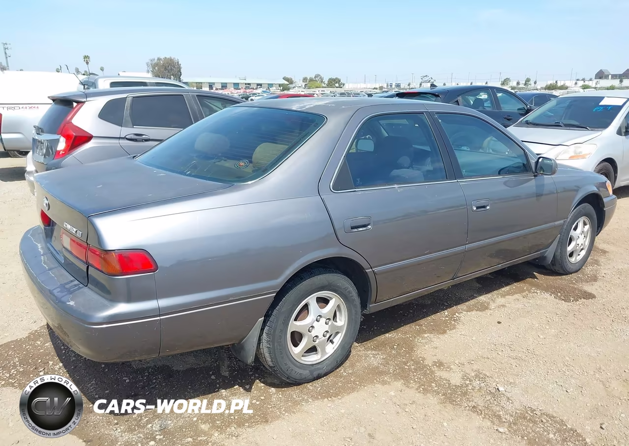 1997 Toyota Camry Le VIN:4T1BG22K9VU096138 - 4