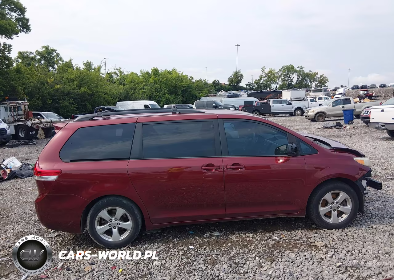 2014 Toyota Sienna Le V6 8 Passenger VIN:5TDKK3DC6ES491137 - 13