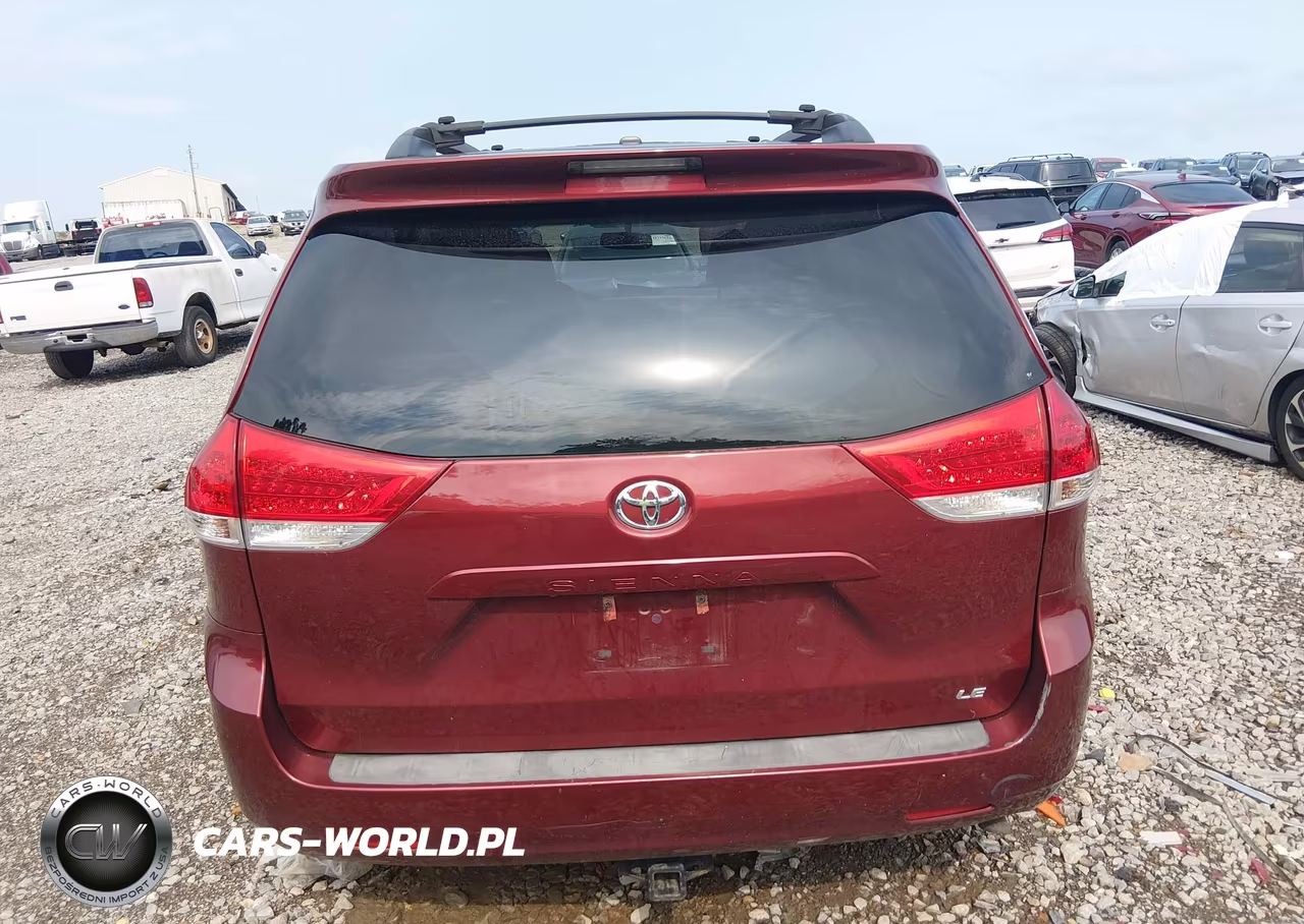 2014 Toyota Sienna Le V6 8 Passenger VIN:5TDKK3DC6ES491137 - 16