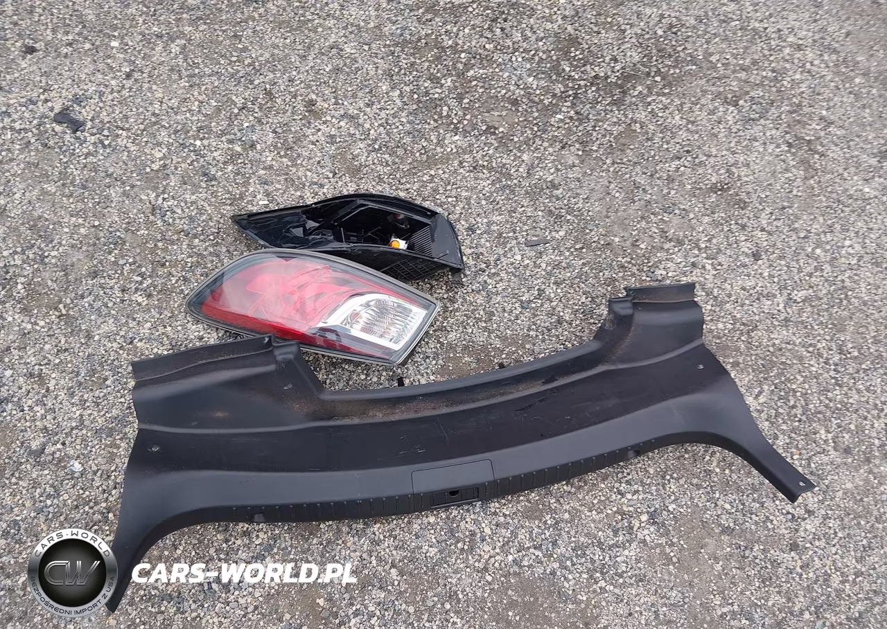 2011 Mazda Mazda3 I Touring VIN:JM1BL1VF0B1498667 - 12