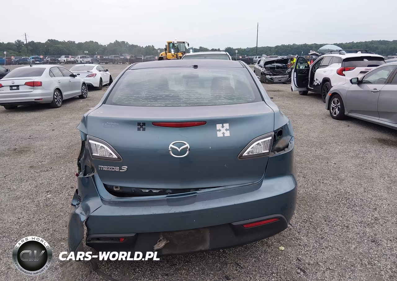2011 Mazda Mazda3 I Touring VIN:JM1BL1VF0B1498667 - 17