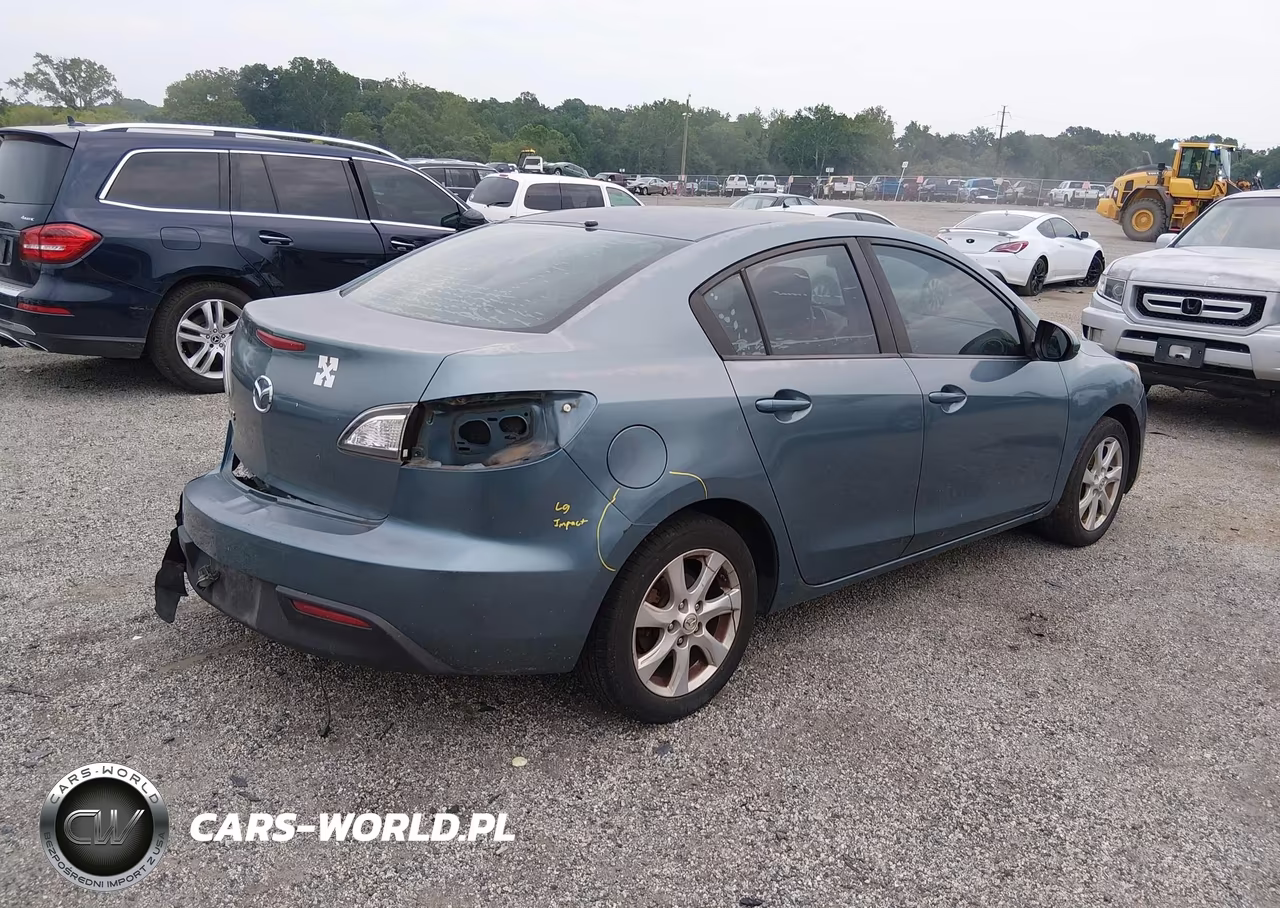 2011 Mazda Mazda3 I Touring VIN:JM1BL1VF0B1498667 - 4