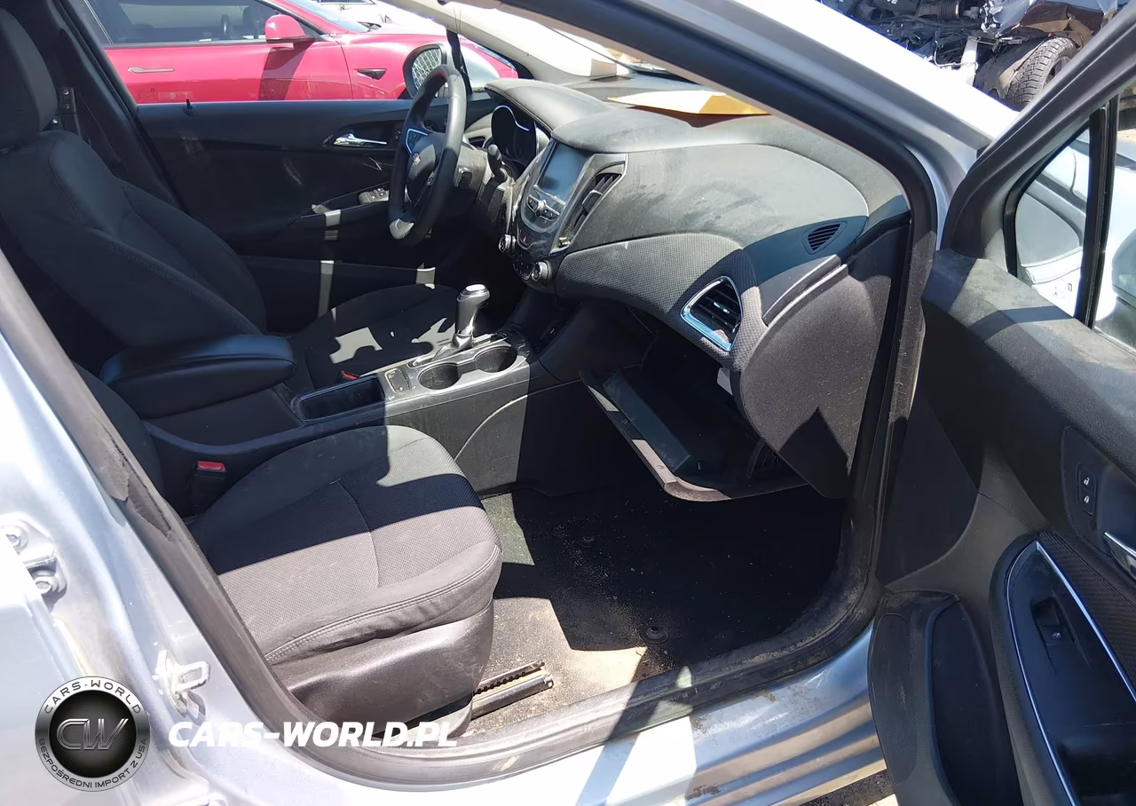 2017 Chevrolet Cruze Lt Auto VIN:1G1BE5SM2H7153014 - 5