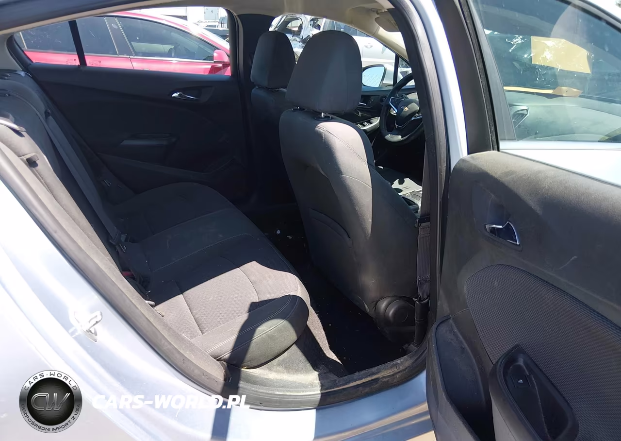 2017 Chevrolet Cruze Lt Auto VIN:1G1BE5SM2H7153014 - 8