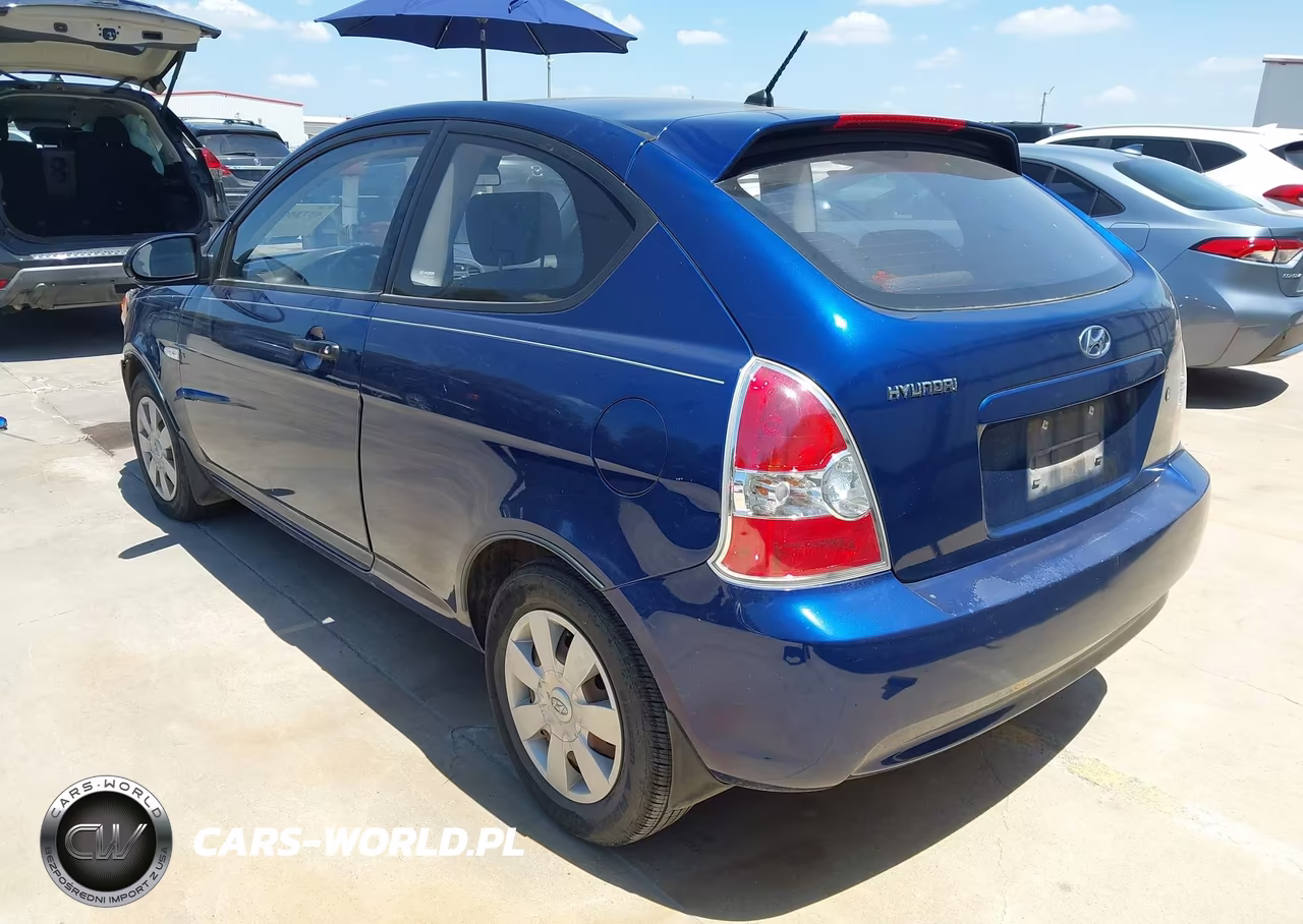 2007 Hyundai Accent Gs VIN:KMHCM36C77U036352 - 3