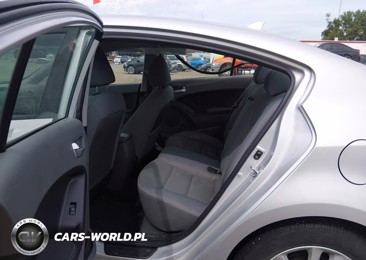 2017 Kia Forte Lx VIN:3KPFL4A72HE076732 - 8