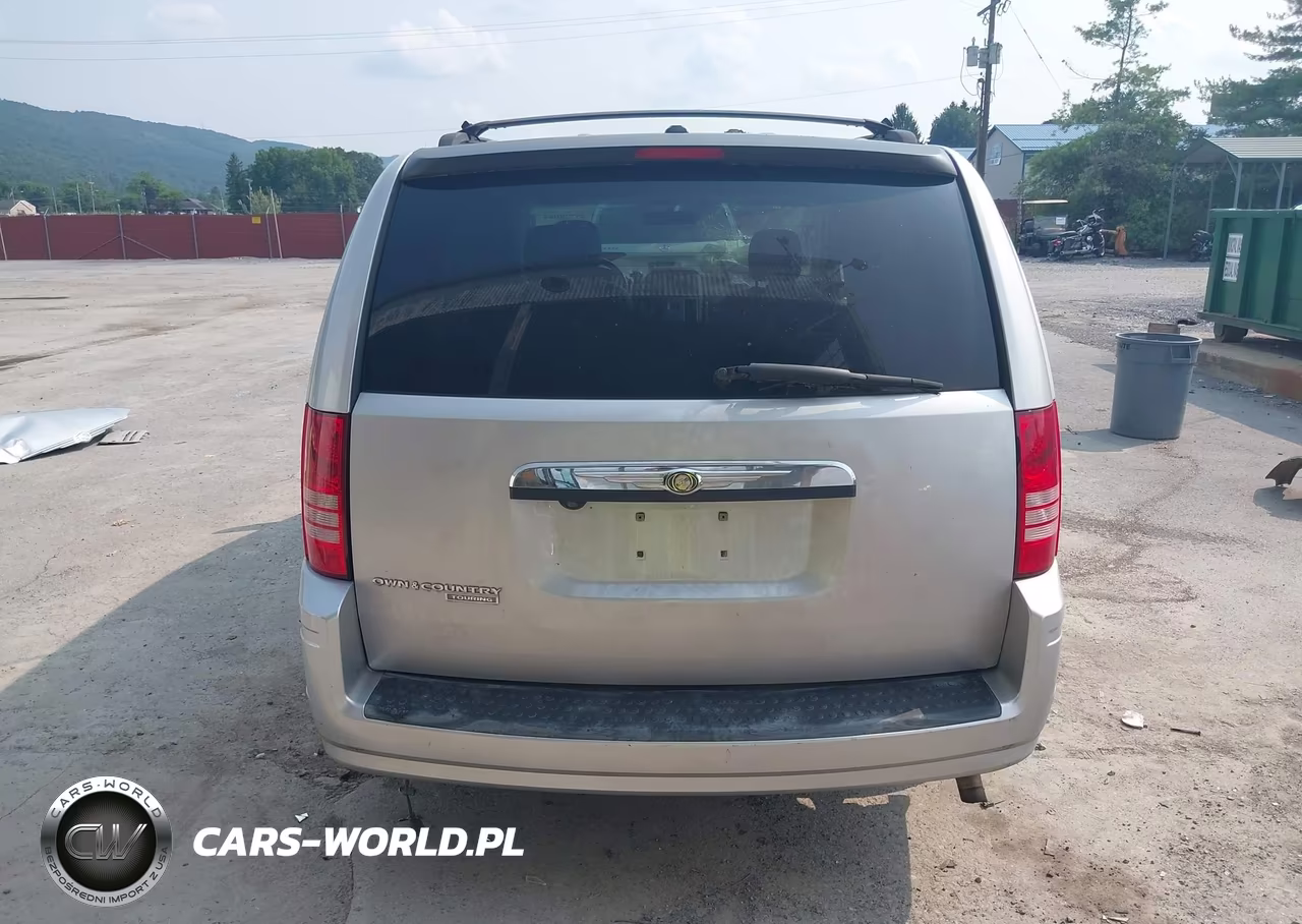 2008 Chrysler Town & Country Touring VIN:2A8HR54P48R701678 - 17