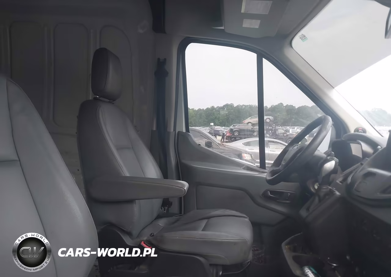 2016 Ford Transit-250 VIN:1FTYR1CM1GKA35397 - 5