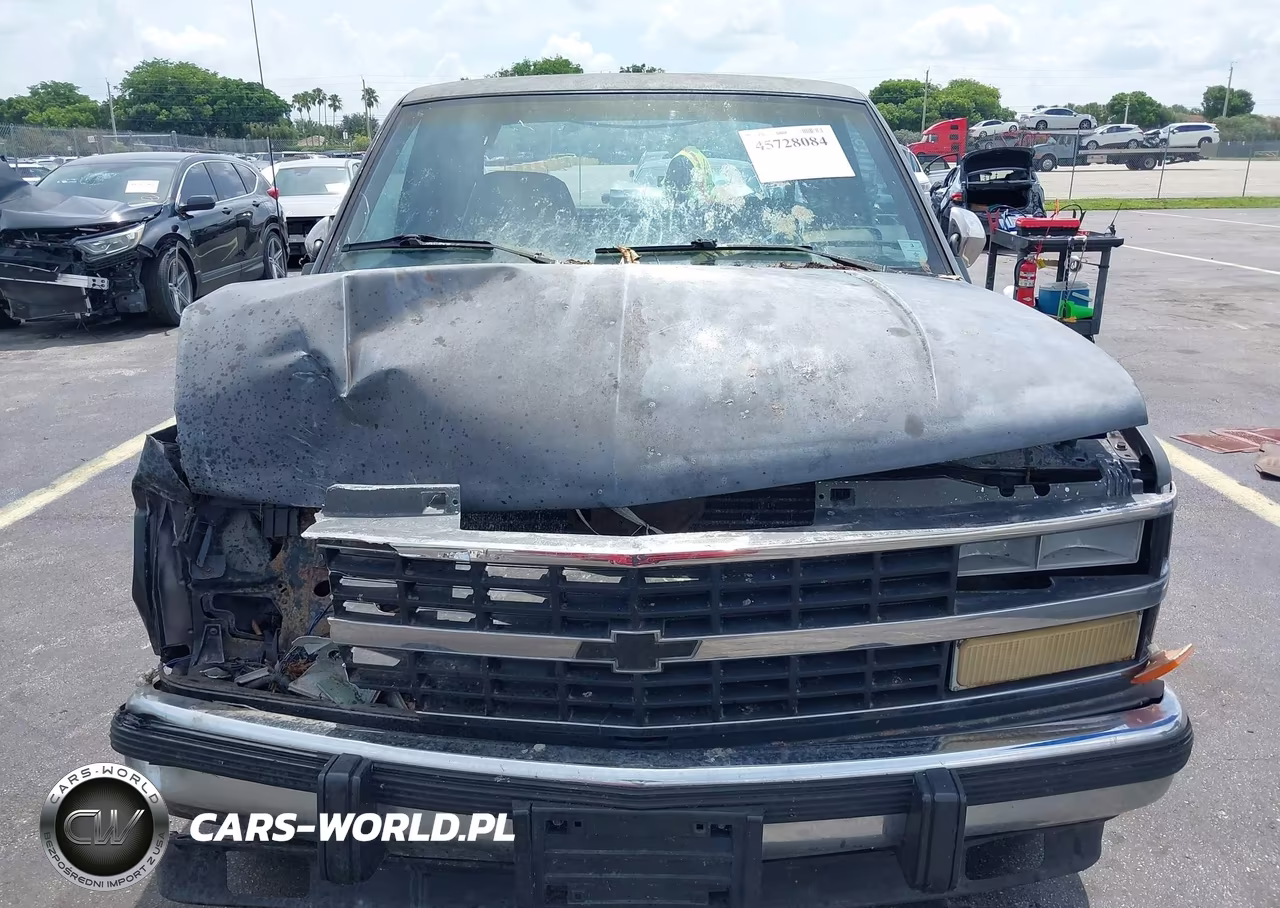1992 Chevrolet Gmt-400 C1500 VIN:2GCEC19H8N1201569 - 12