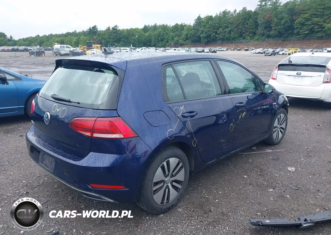 2017 Volkswagen E-Golf Sel Premium VIN:WVWPR7AU2HW950495 - 4