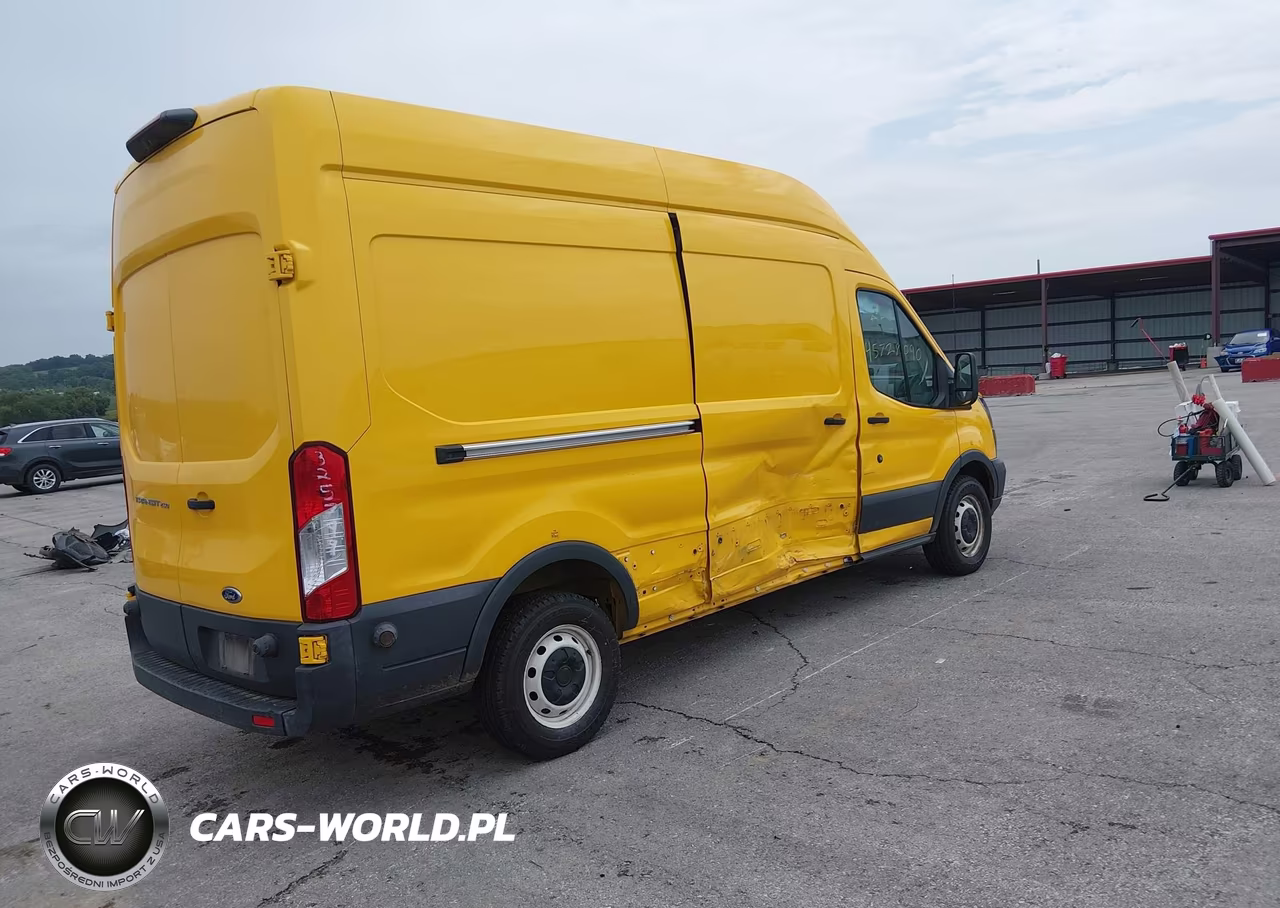 2018 Ford Transit-250 VIN:1FTYR2XM8JKA70686 - 4