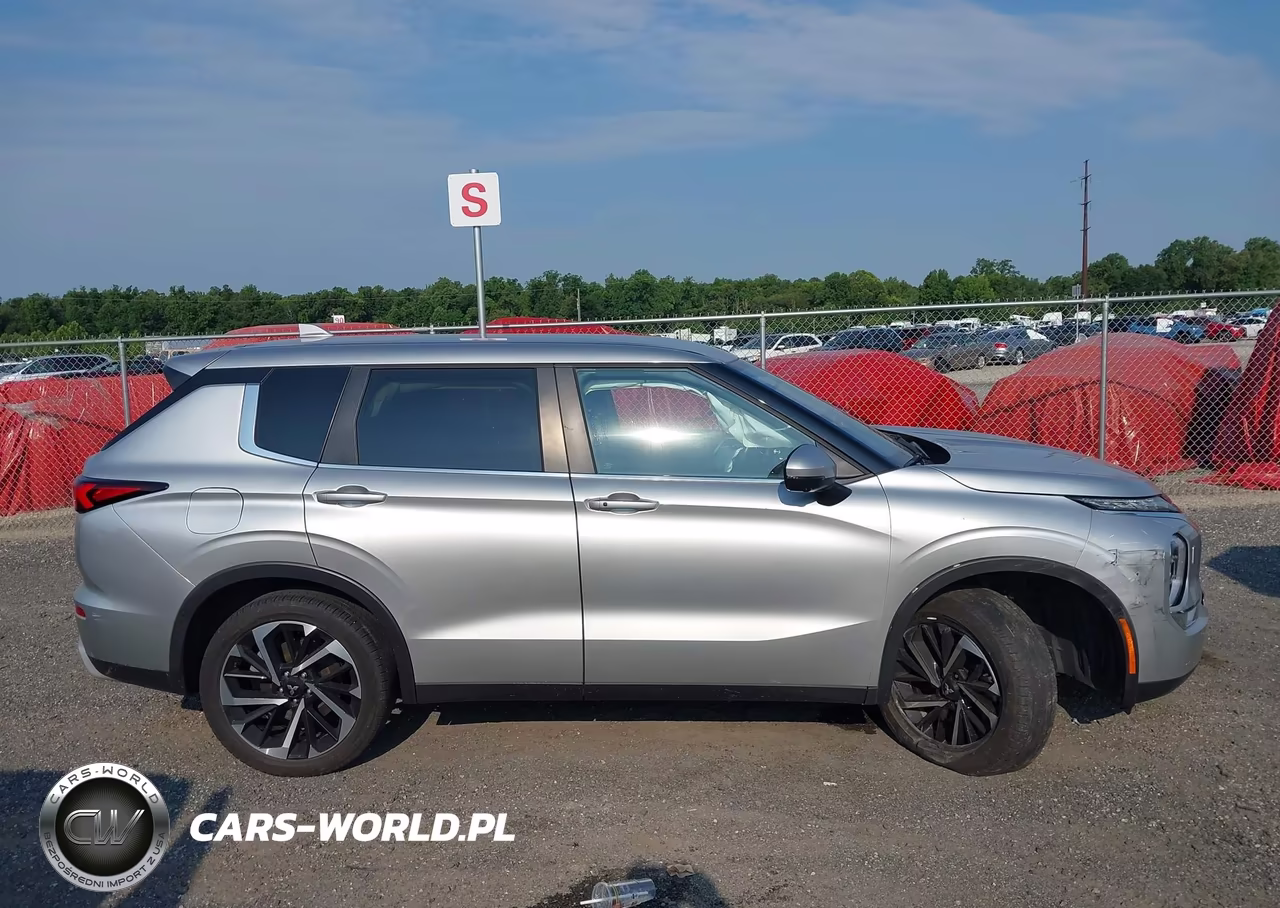 2024 Mitsubishi Outlander VIN:JA4J4VA86RZ049068 - 13
