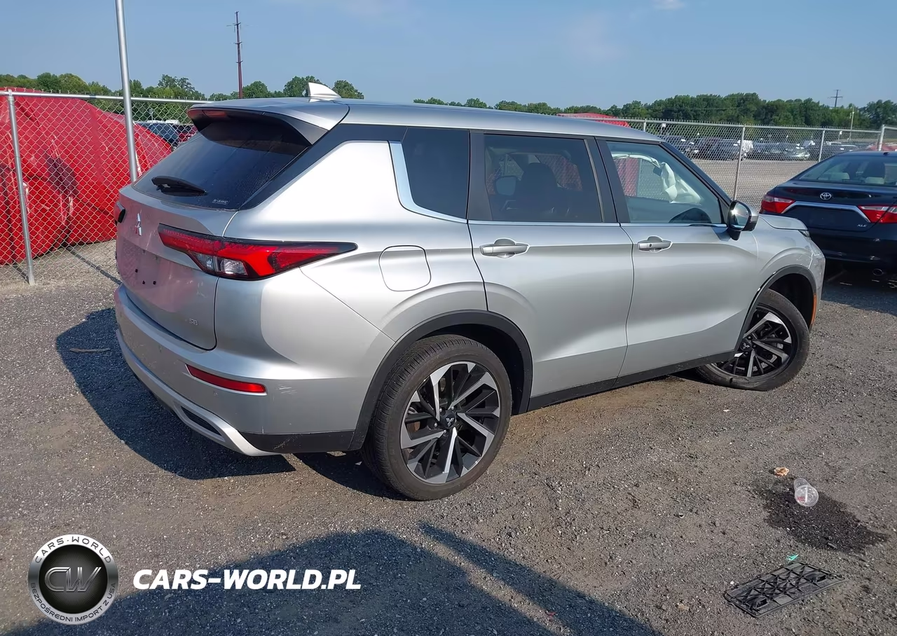 2024 Mitsubishi Outlander VIN:JA4J4VA86RZ049068 - 4