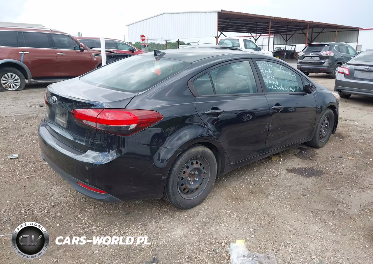 2018 Kia Forte Lx VIN:3KPFK4A78JE243376 - 4