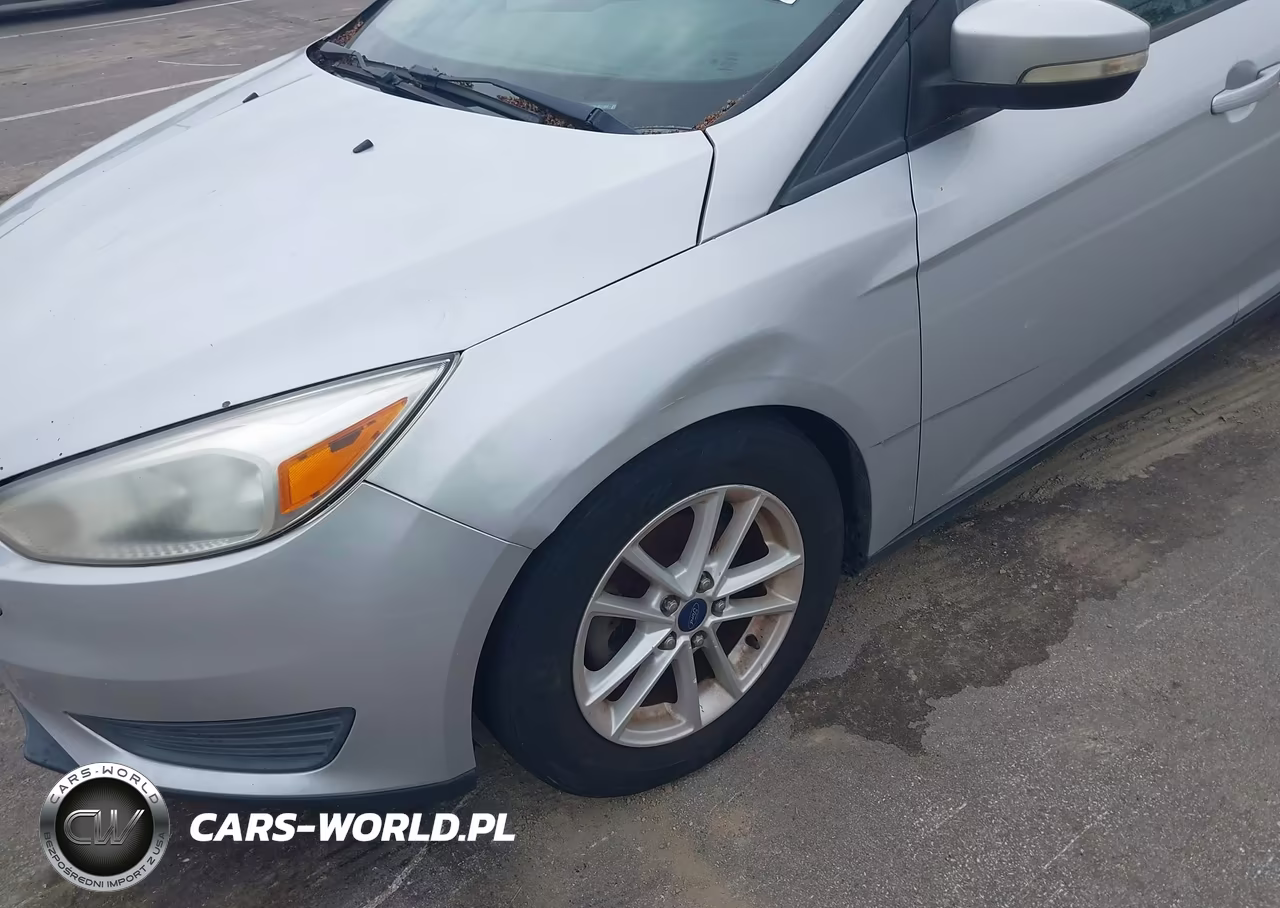 2015 Ford Focus Se VIN:1FADP3K21FL351154 - 6