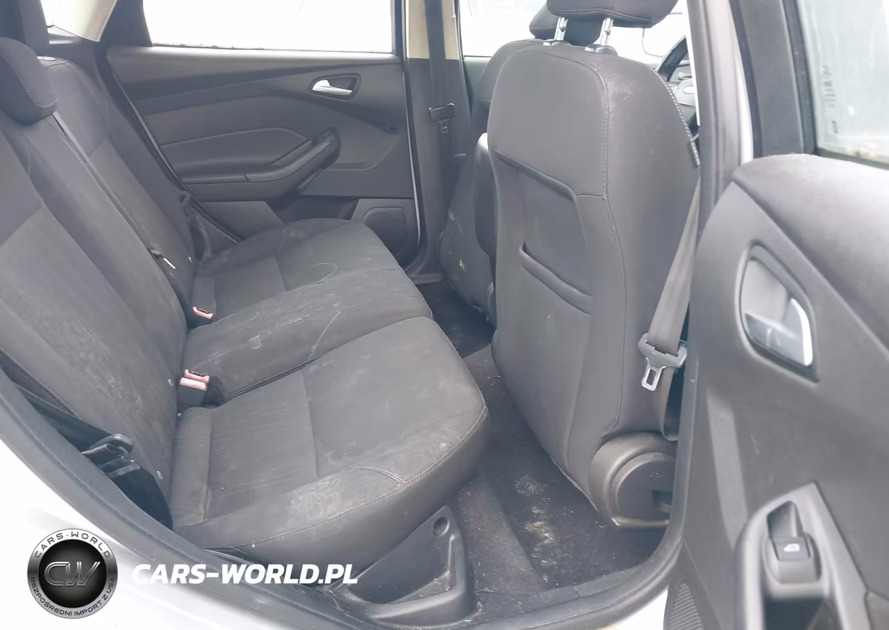 2015 Ford Focus Se VIN:1FADP3K21FL351154 - 8