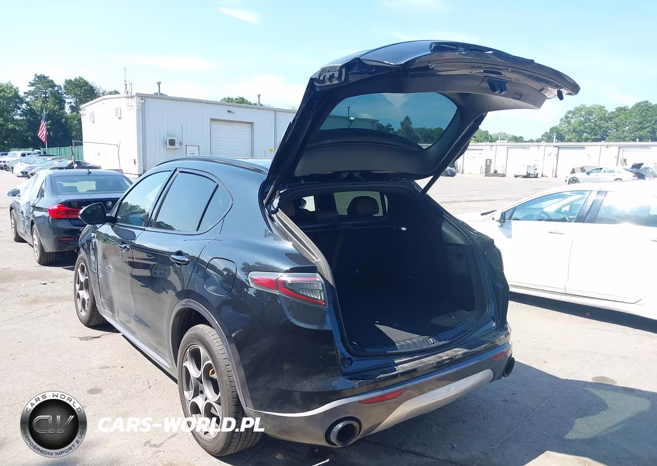2024 Alfa Romeo Stelvio Ti Awd VIN:ZASPAKBN4R7D75174 - 3