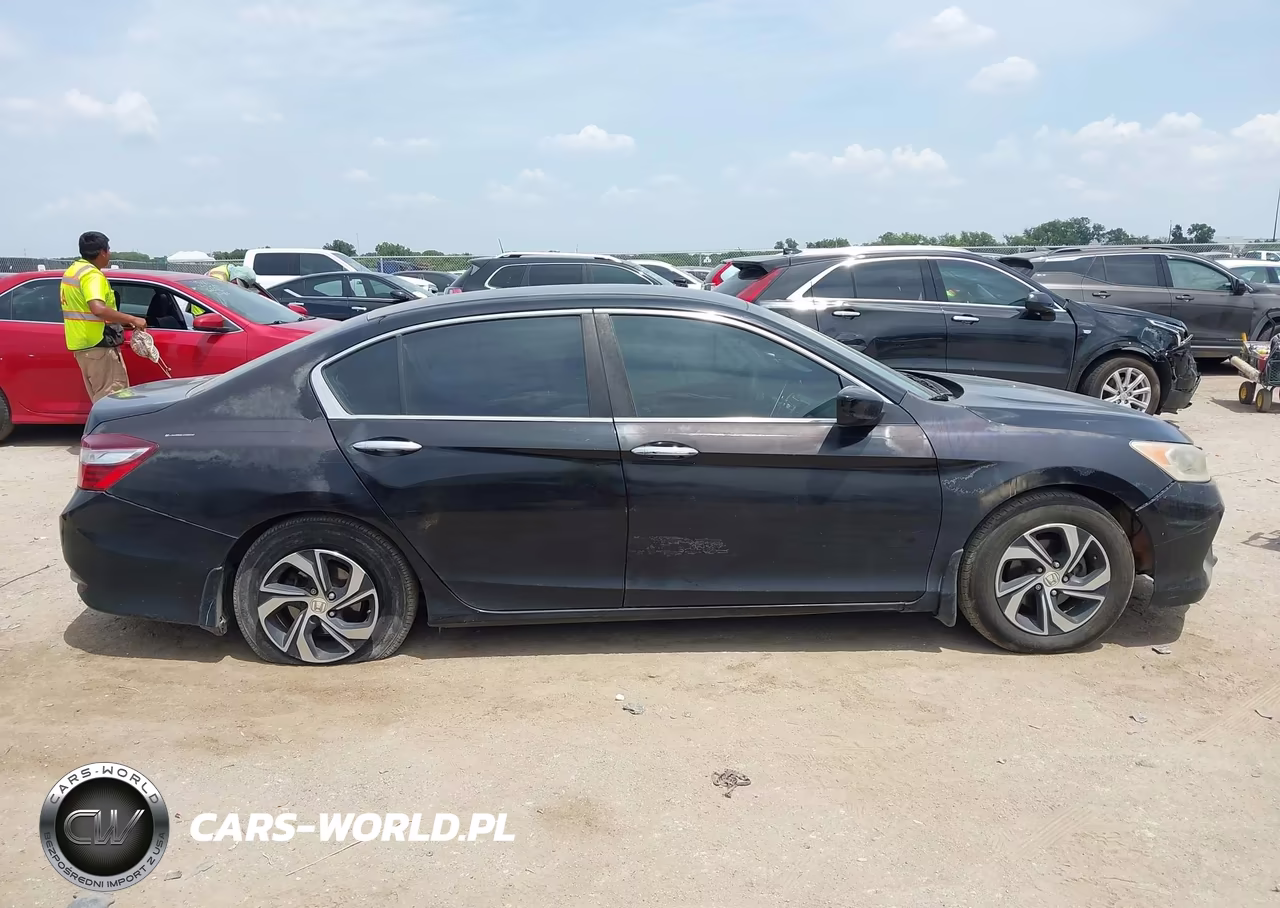 2017 Honda Accord Lx VIN:1HGCR2F33HA193493 - 11
