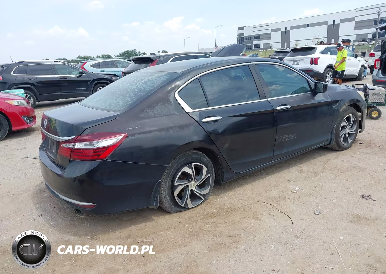 2017 Honda Accord Lx VIN:1HGCR2F33HA193493 - 4