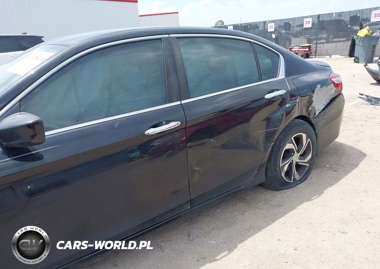 2017 Honda Accord Lx VIN:1HGCR2F33HA193493 - 5