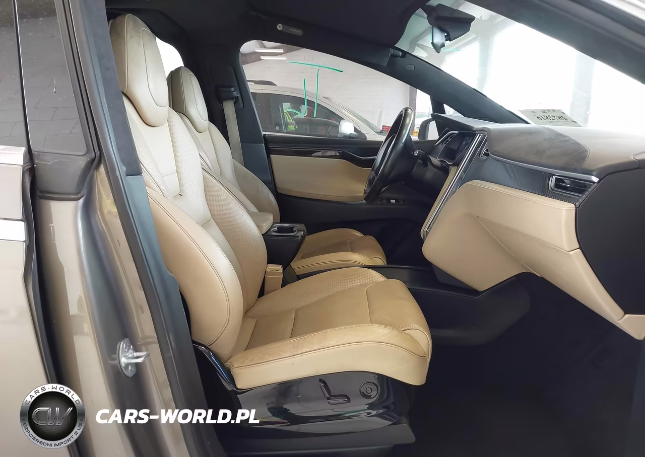2016 Tesla Model X 60D-P100D-P90D VIN:5YJXCAE49GF000212 - 5