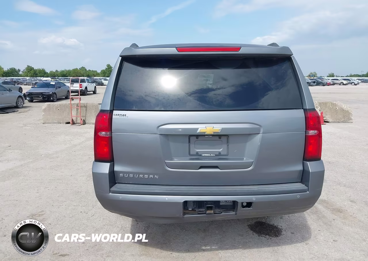 2019 Chevrolet Suburban Lt VIN:1GNSCHKC8KR176225 - 16