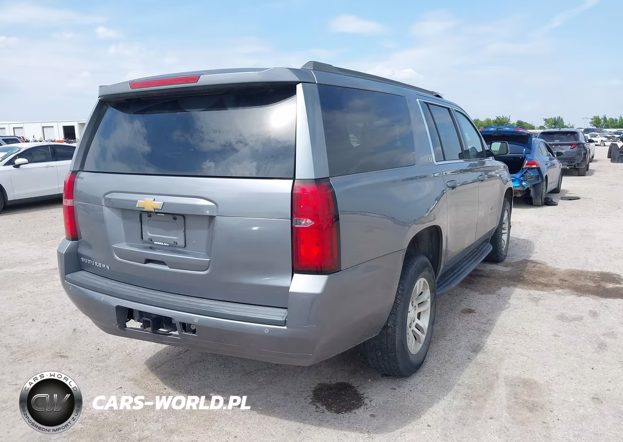2019 Chevrolet Suburban Lt VIN:1GNSCHKC8KR176225 - 4