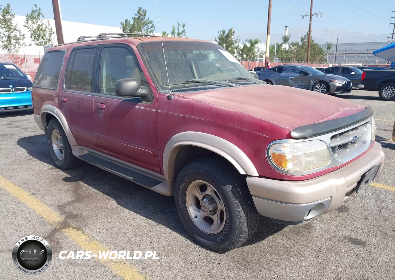 2000 Ford Explorer