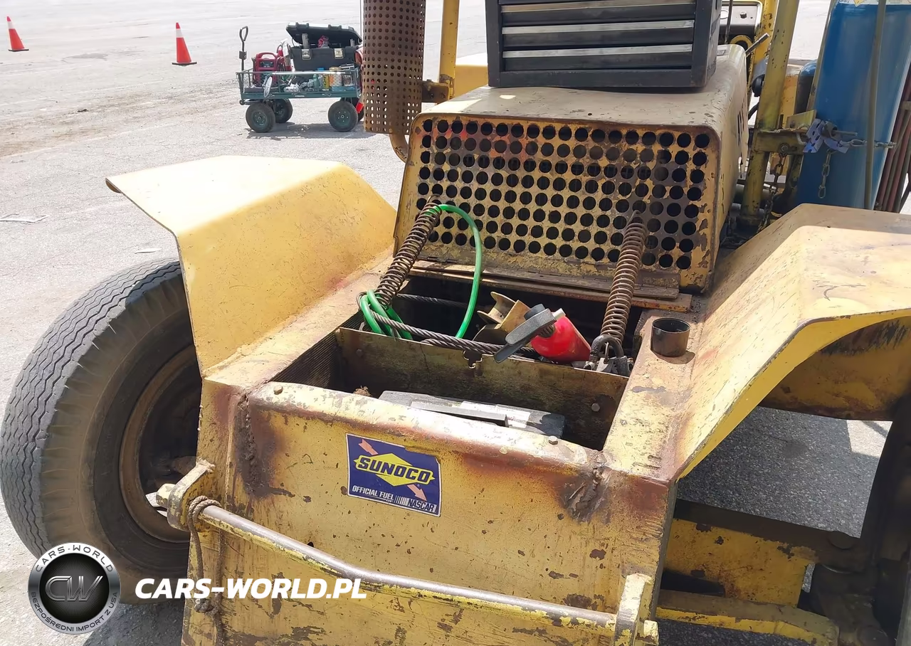 1970 Hyster P-80 VIN:LOT-1-45728186 - 6