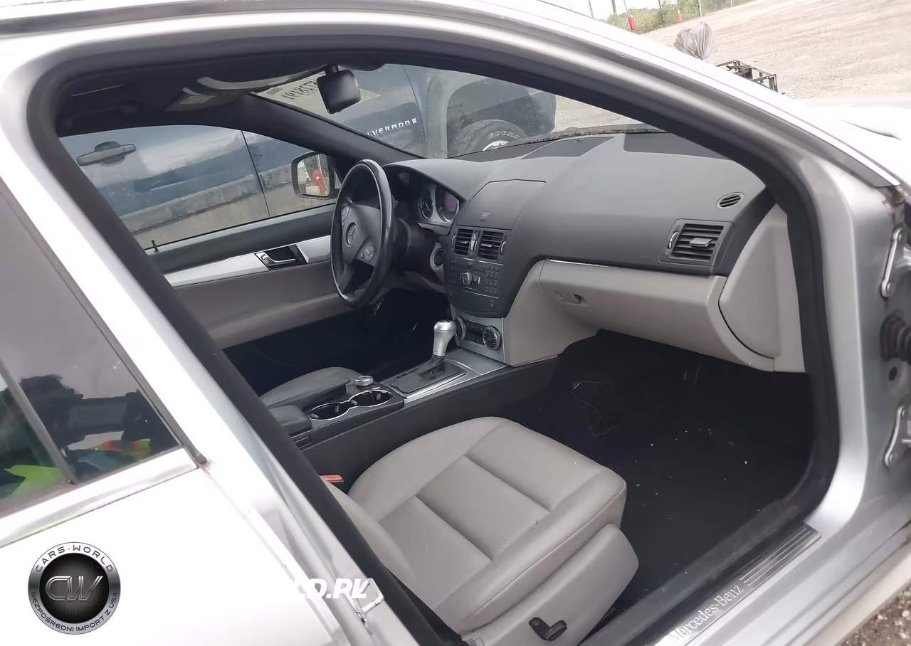 2008 Mercedes-Benz C 300 Sport 4Matic VIN:WDDGF81X38F091559 - 5