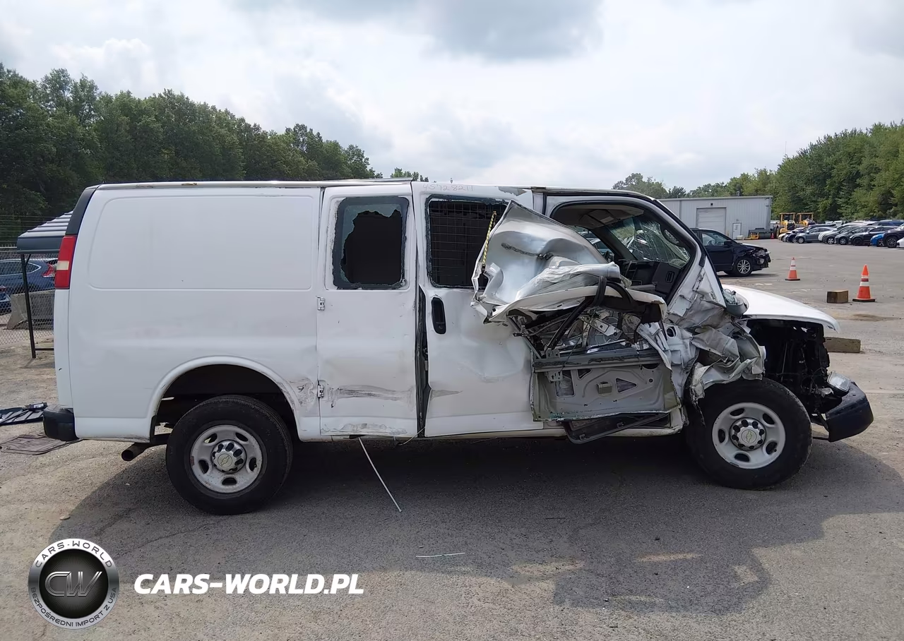 2012 Chevrolet Express 2500 Work Van VIN:1GCWGFCA7C1197387 - 13