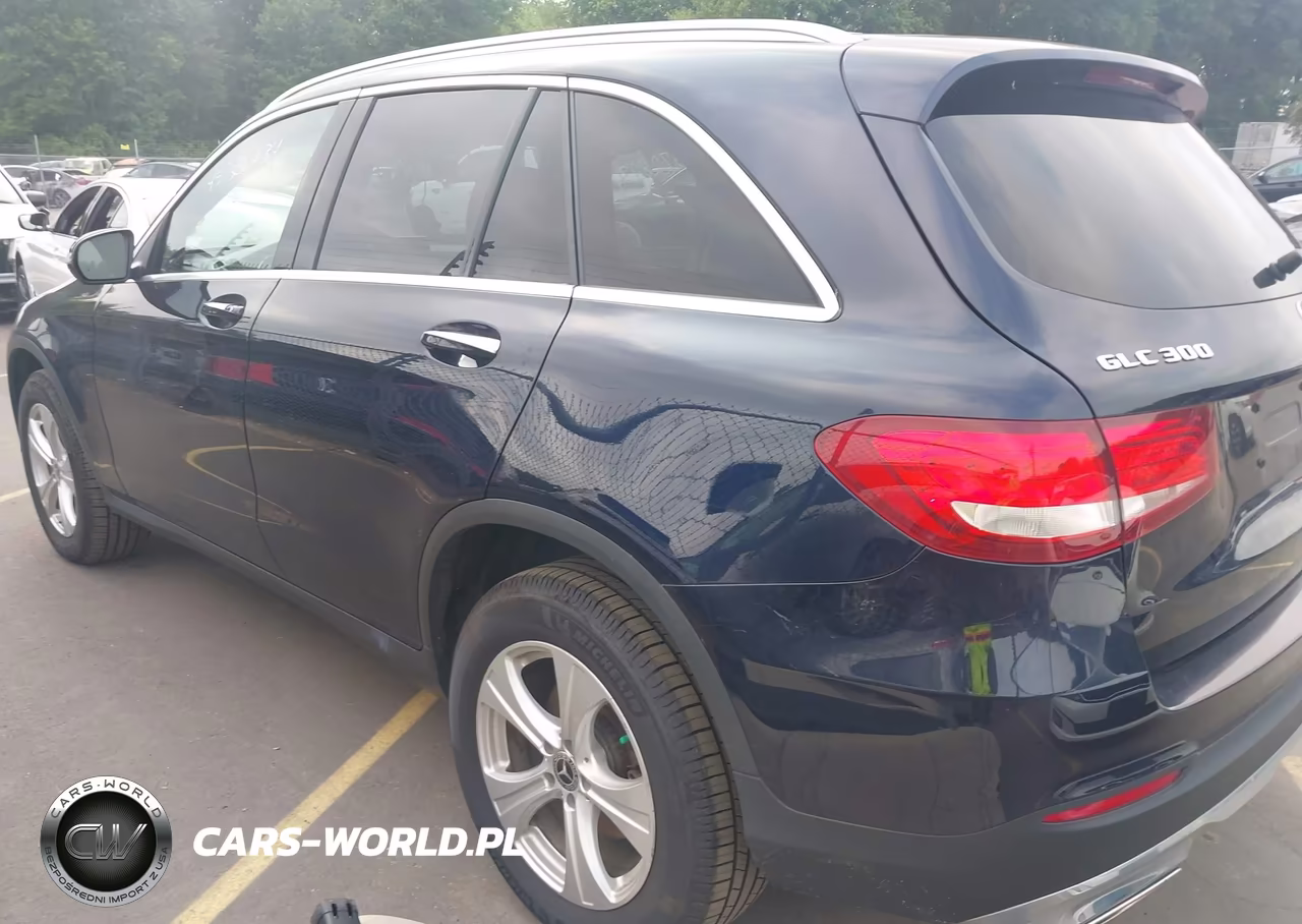 2018 Mercedes-Benz Glc 300 4Matic VIN:WDC0G4KB5JV067306 - 3
