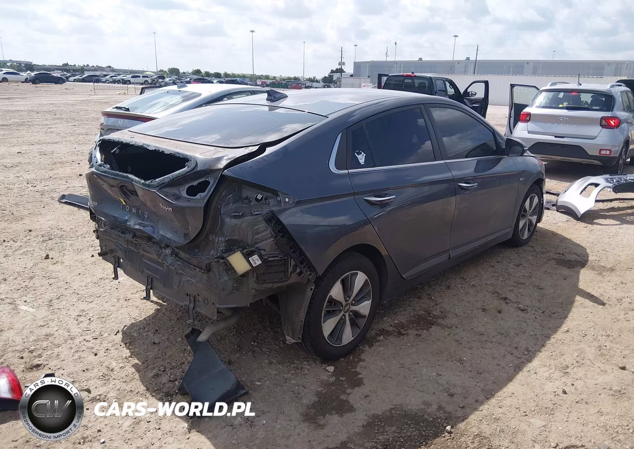 2019 Hyundai Ioniq Plug-In Hybrid Limited VIN:KMHC75LD6KU105718 - 4