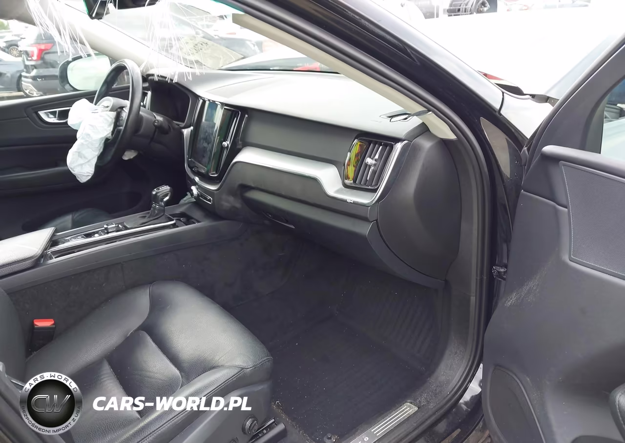 2018 Volvo Xc60 T6 Momentum VIN:LYVA22RK9JB101542 - 5