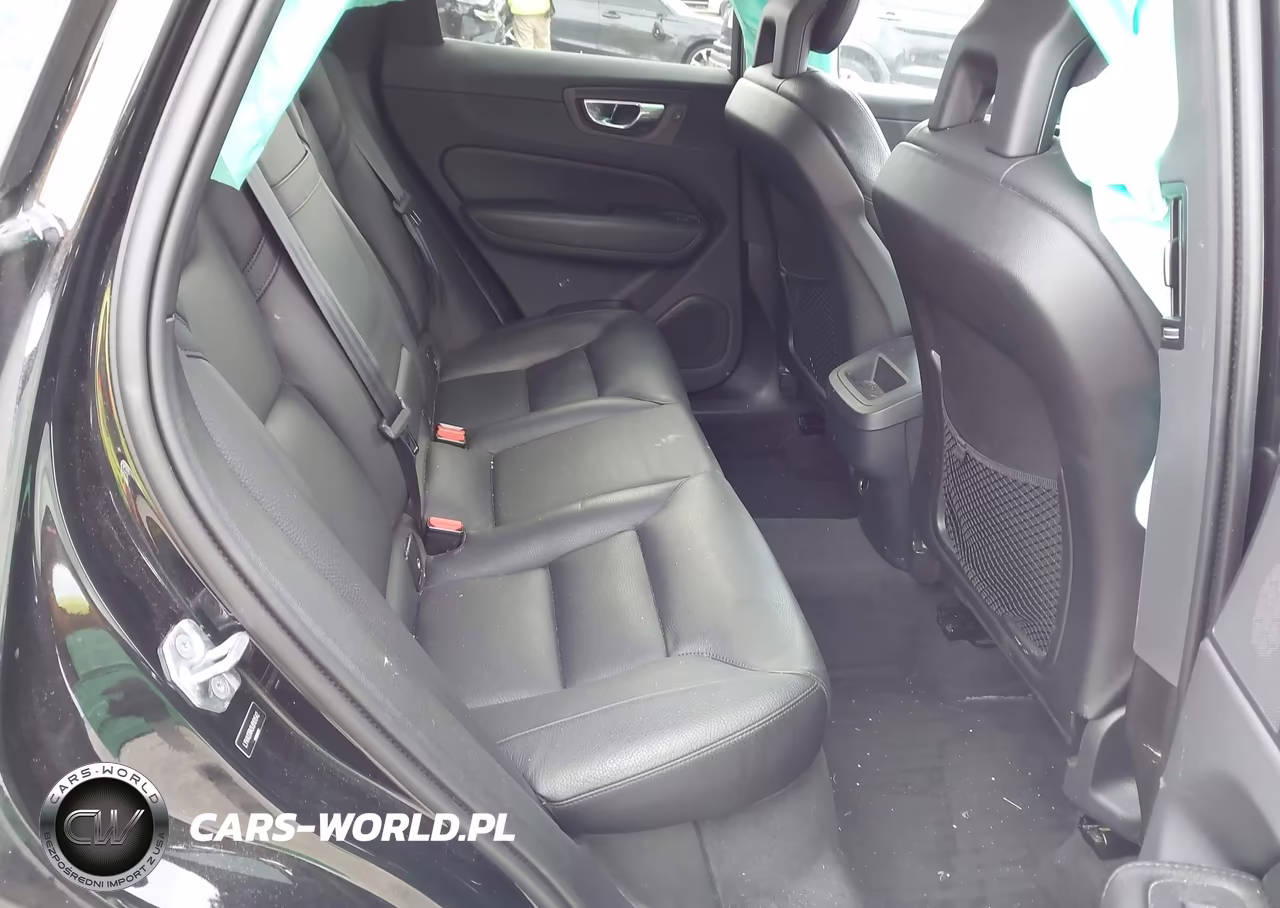 2018 Volvo Xc60 T6 Momentum VIN:LYVA22RK9JB101542 - 8