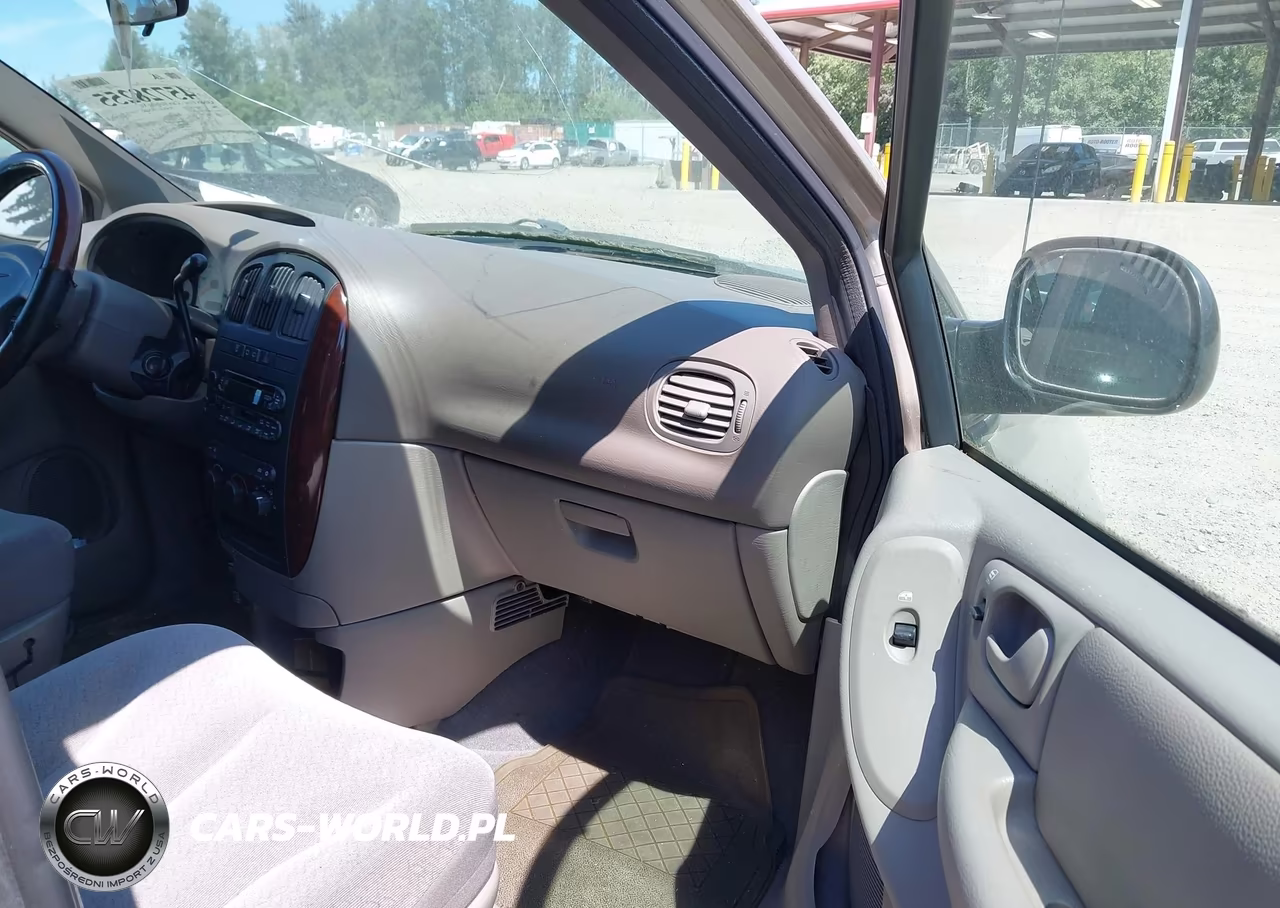2002 Chrysler Town & Country Lx VIN:2C4GP44332R729253 - 5