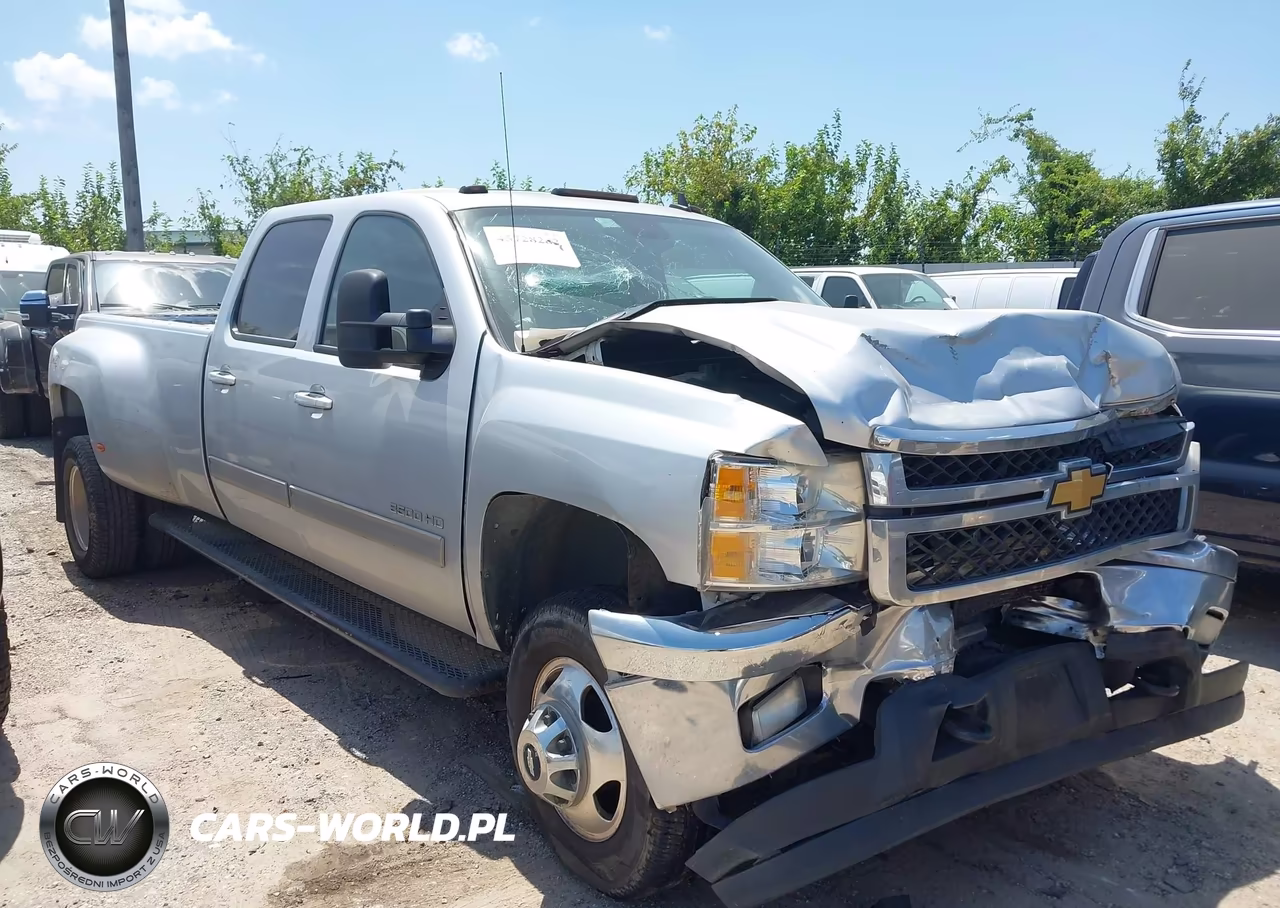 2012 Chevrolet Silverado 3500Hd Ltz – zdjęcie 1 z 15