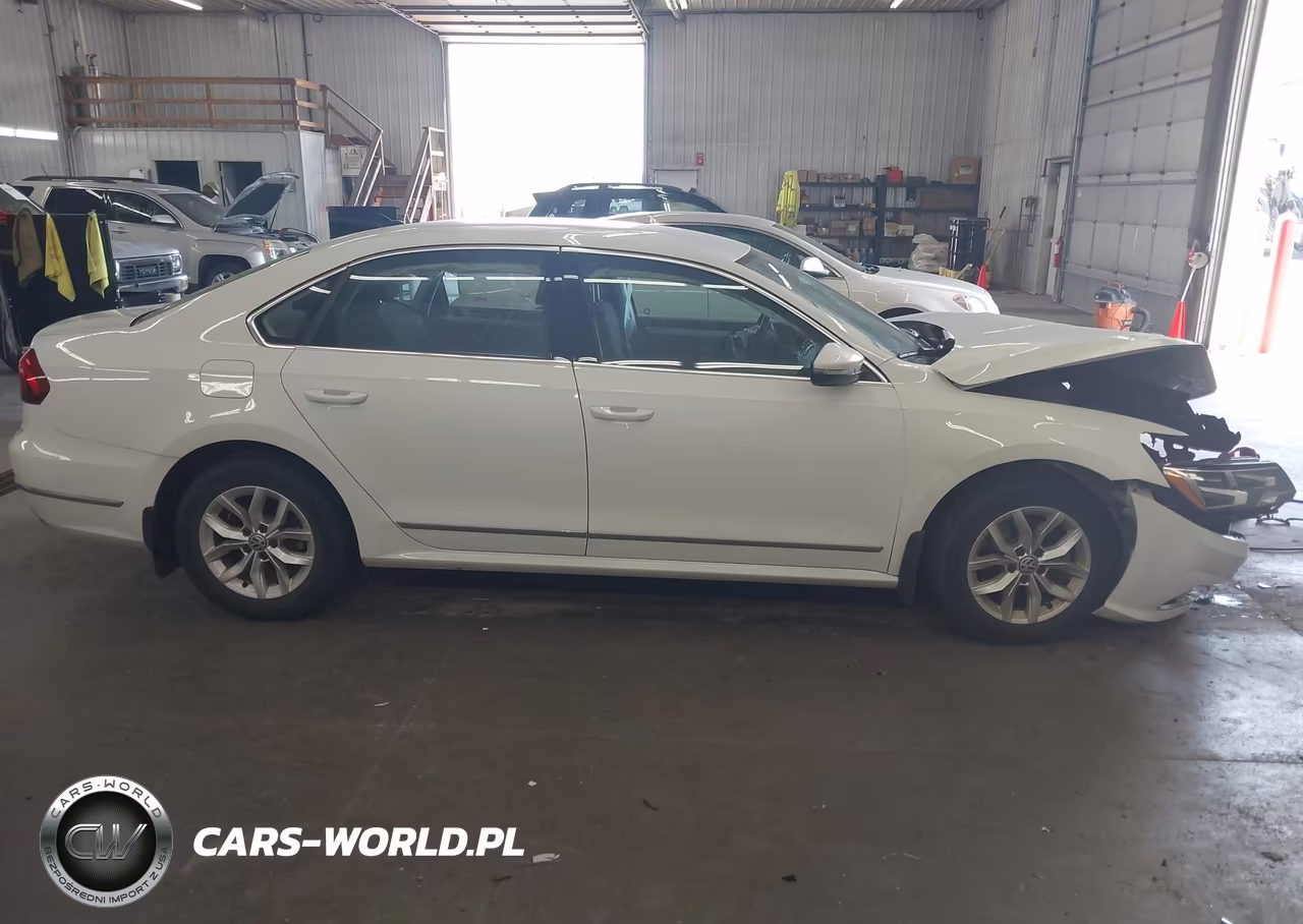 2017 Volkswagen Passat 1.8T S VIN:1VWAT7A37HC086251 - 14