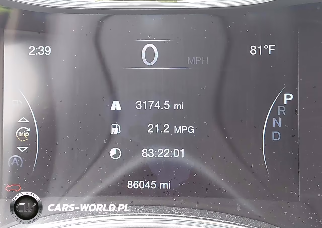 2019 Jeep Grand Cherokee Laredo E 4X4 VIN:1C4RJFAGXKC748629 - 16