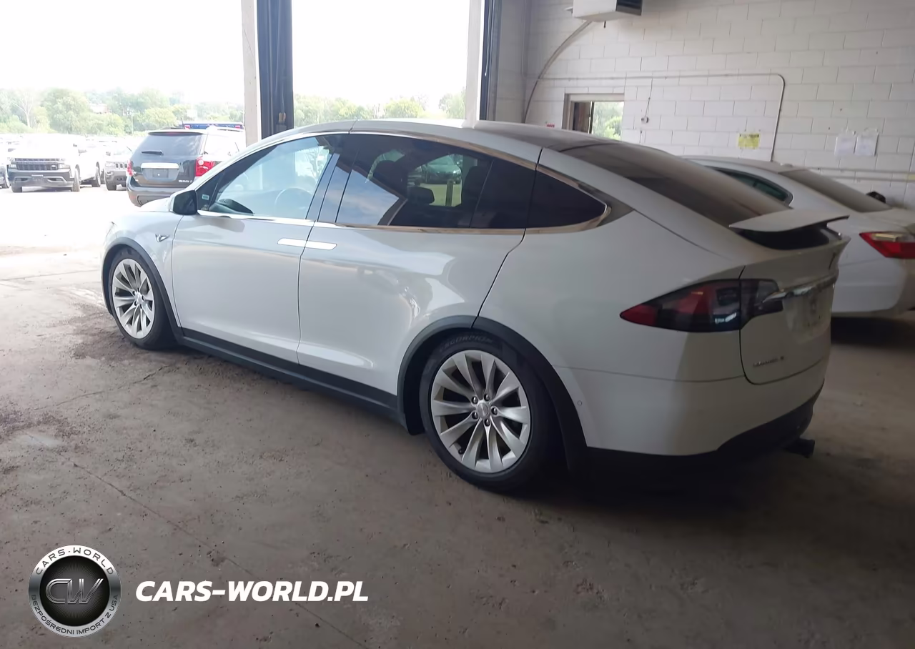 2016 Tesla Model X 60D-70D-75D-90D VIN:5YJXCAE28GF011782 - 3