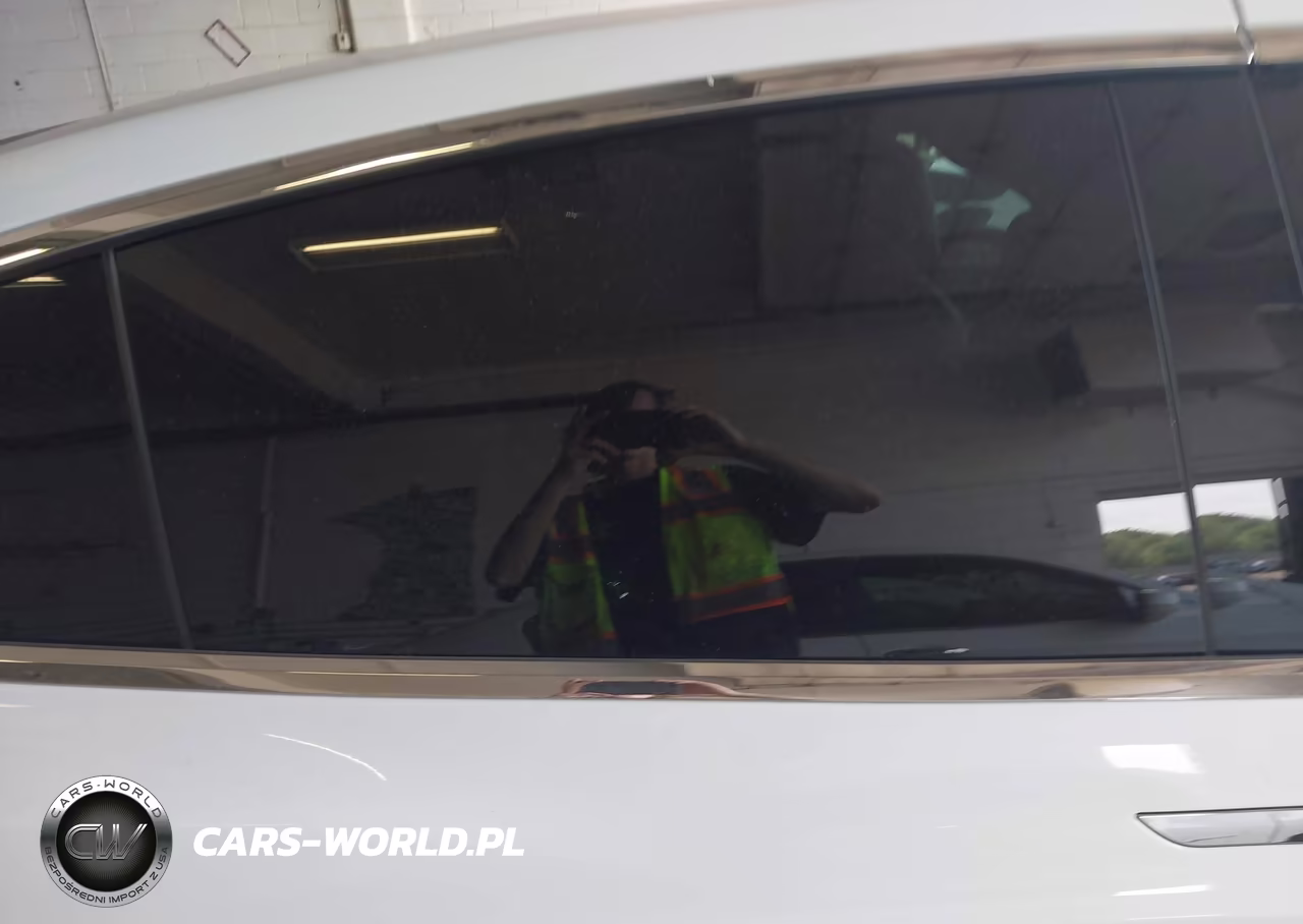 2016 Tesla Model X 60D-70D-75D-90D VIN:5YJXCAE28GF011782 - 8