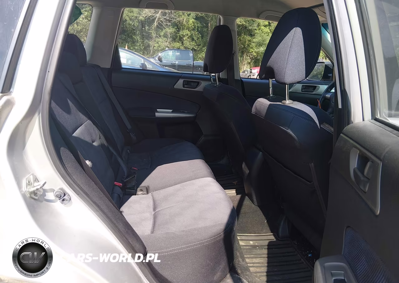 2010 Subaru Forester 2.5X VIN:JF2SH6BC1AG914859 - 8