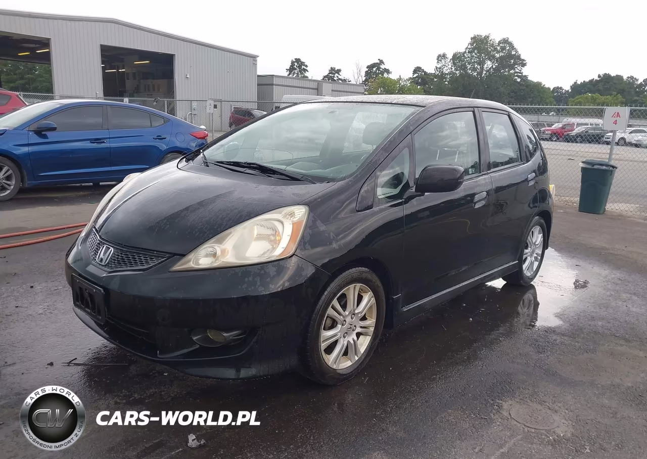 2010 Honda Fit Sport VIN:JHMGE8H46AC039695 - 2
