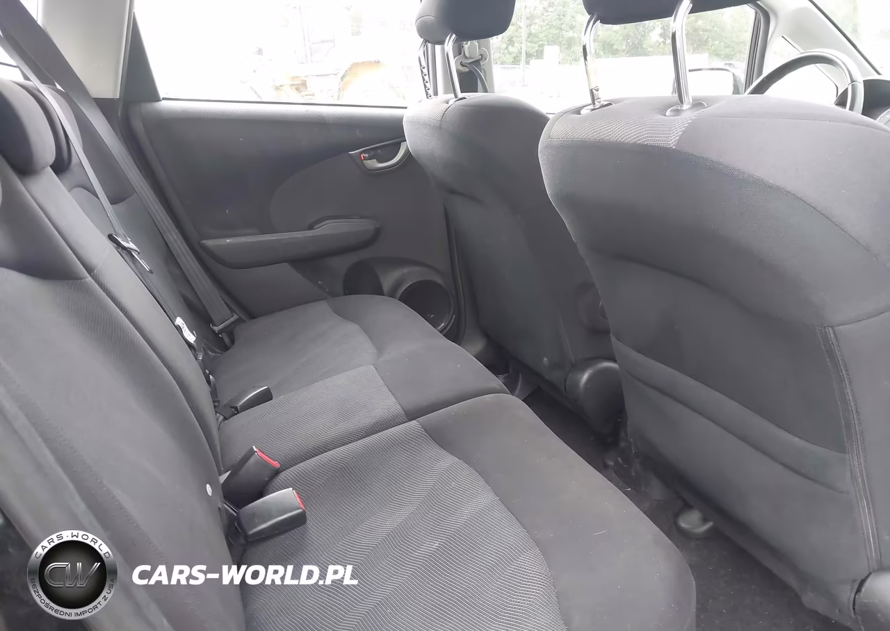 2010 Honda Fit Sport VIN:JHMGE8H46AC039695 - 8