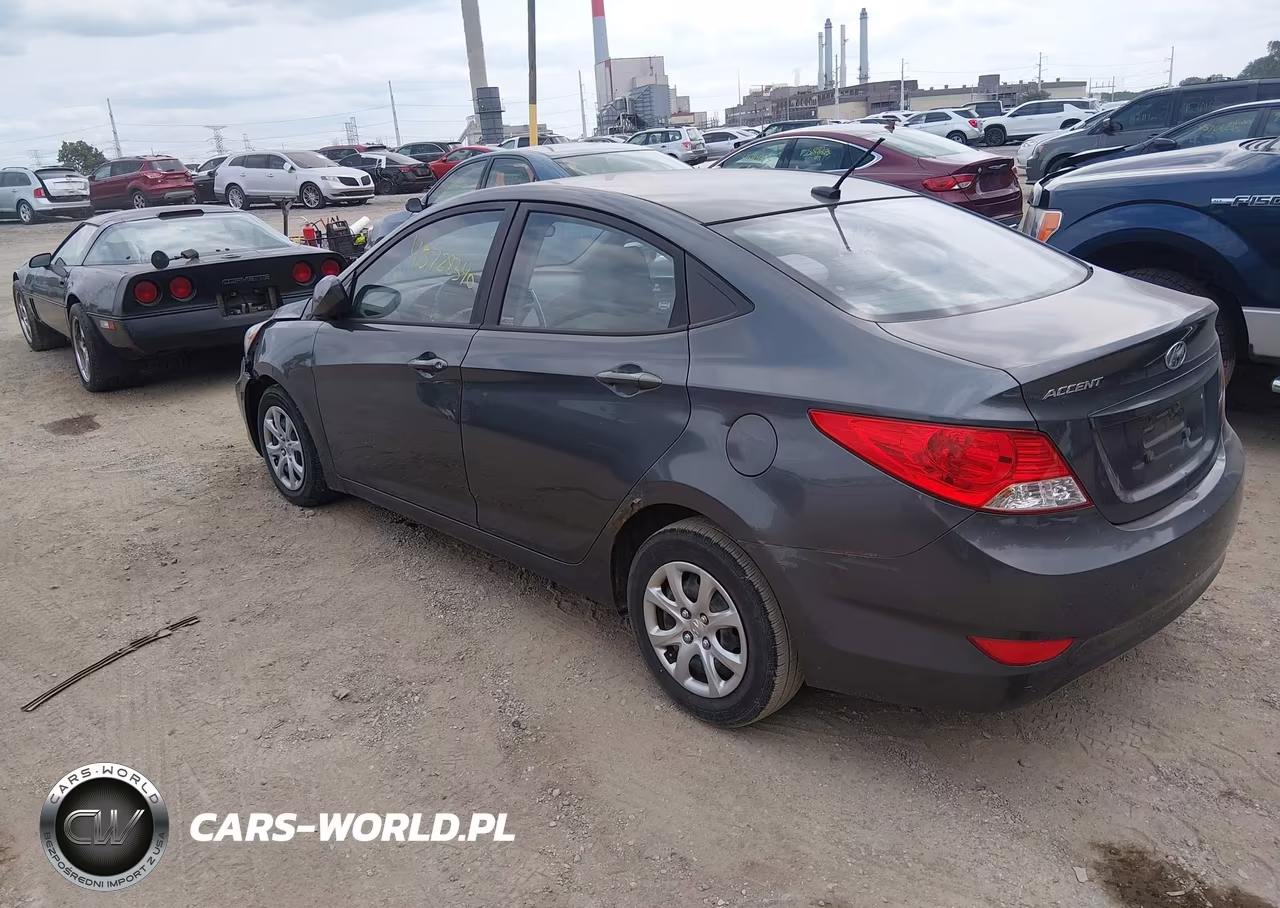 2013 Hyundai Accent Gls VIN:KMHCT4AE0DU349322 - 3