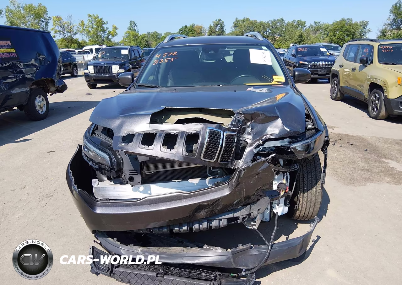 2020 Jeep Cherokee Latitude Lux 4X4 VIN:1C4PJMLXXLD631279 - 13