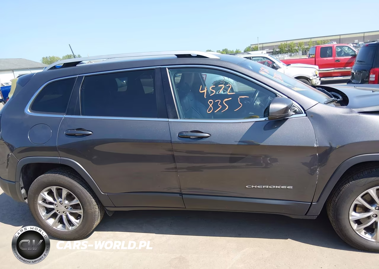2020 Jeep Cherokee Latitude Lux 4X4 VIN:1C4PJMLXXLD631279 - 14